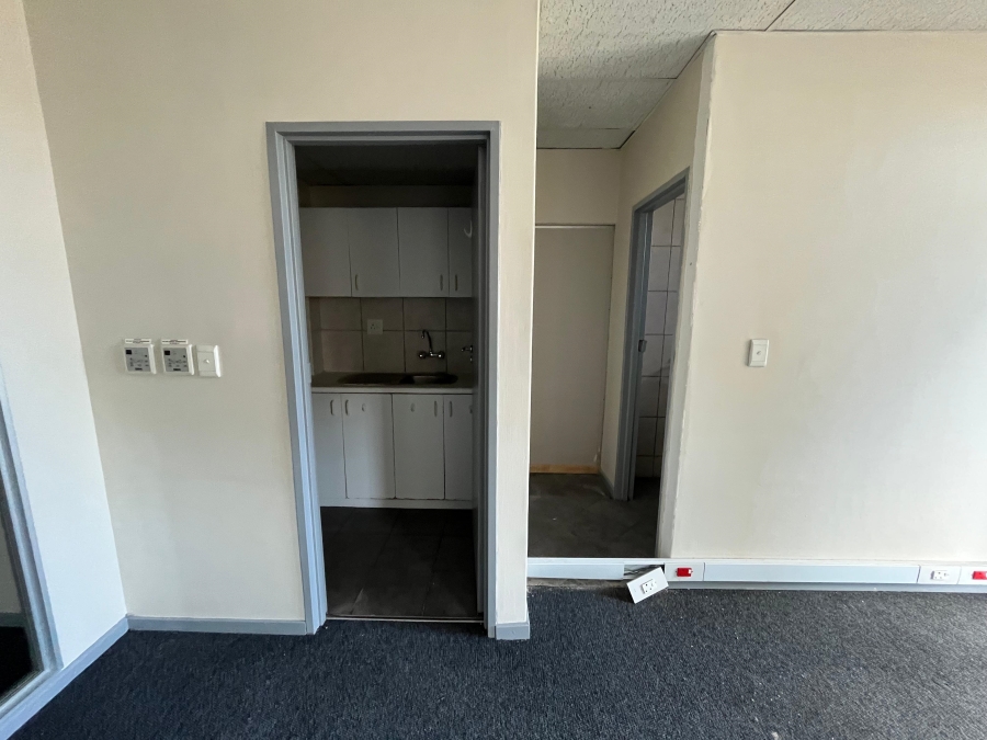 To Let commercial Property for Rent in Montague Gardens Western Cape